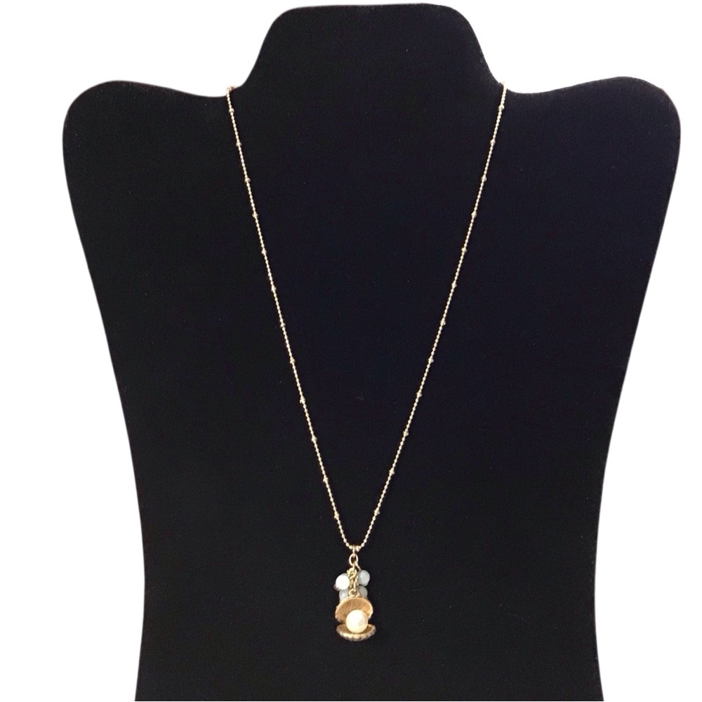 Bella Jack Clam Shell Pearl Necklace Gold Tone Chain